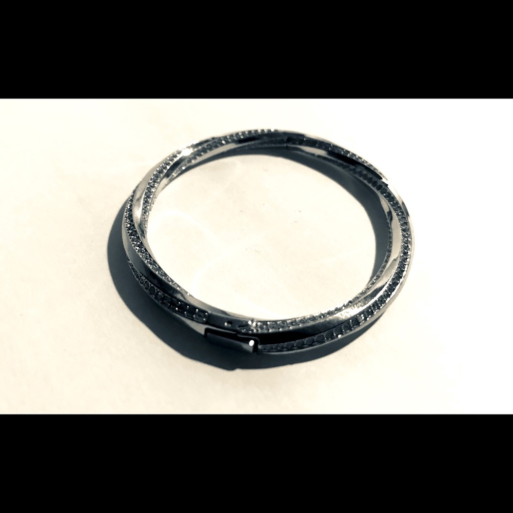 Pandora Distinct Bangle Bracelet Brand New